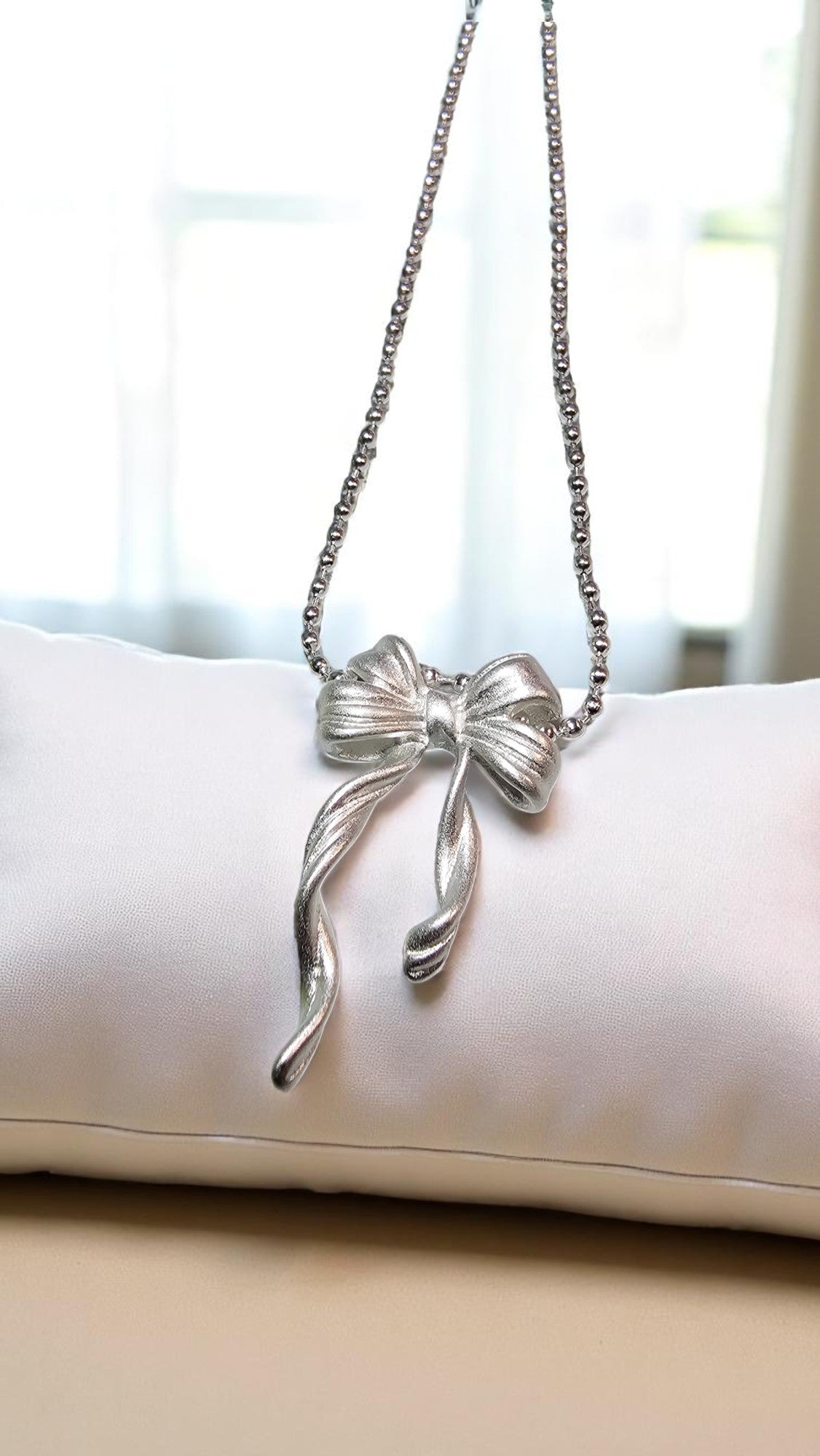 925 STERLING SILVER BOW NECKLACE