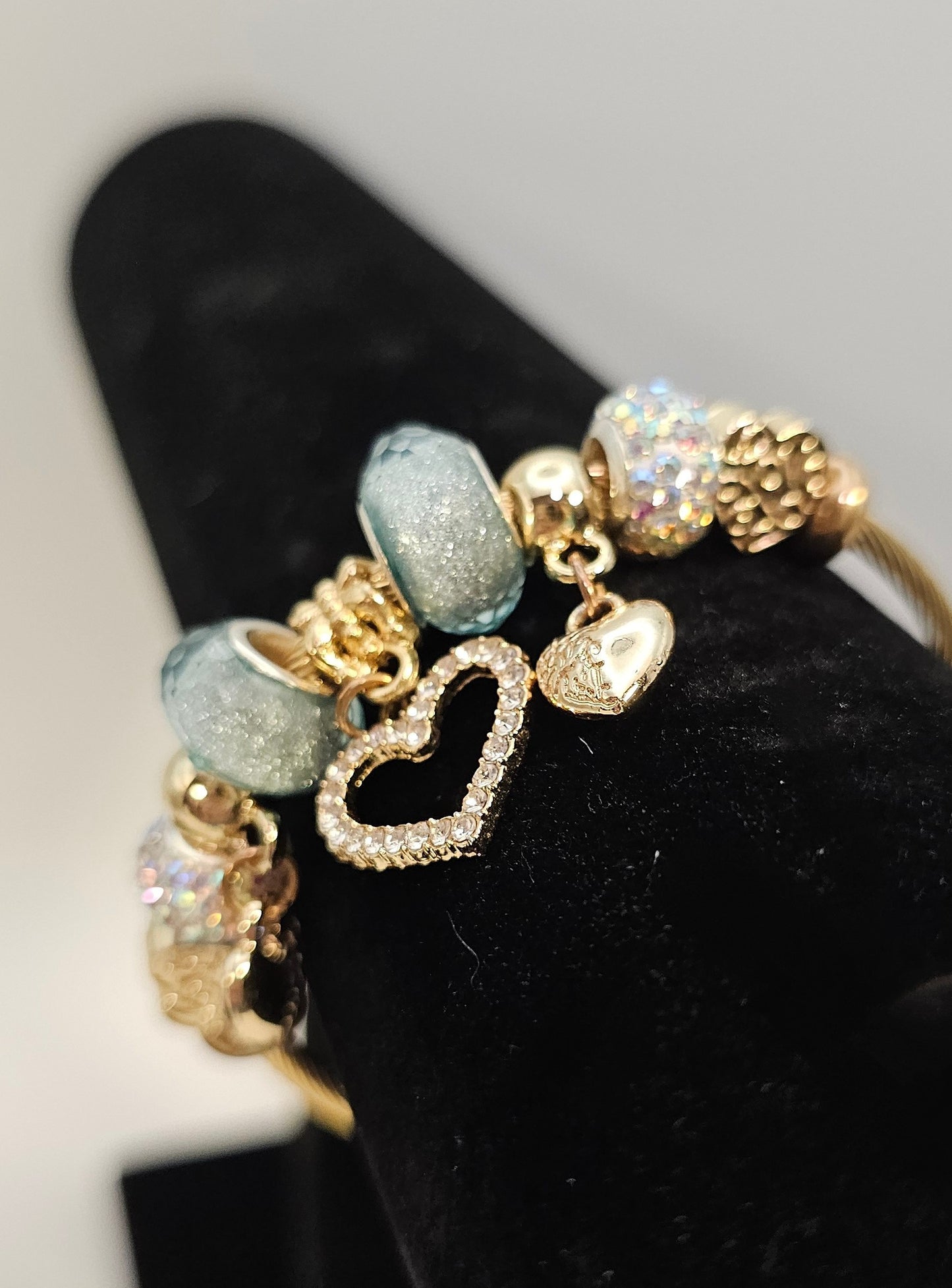 BLUE SPARKLE BANGLE BRACELET