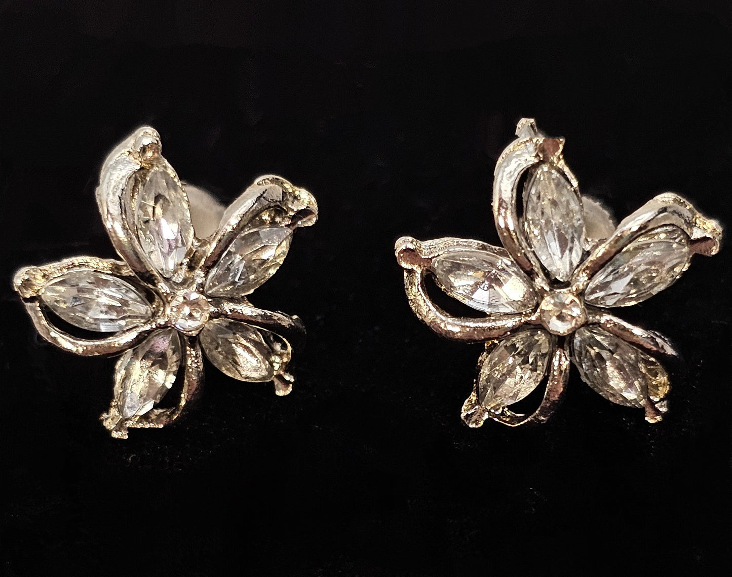 FLOWER EARRINGS