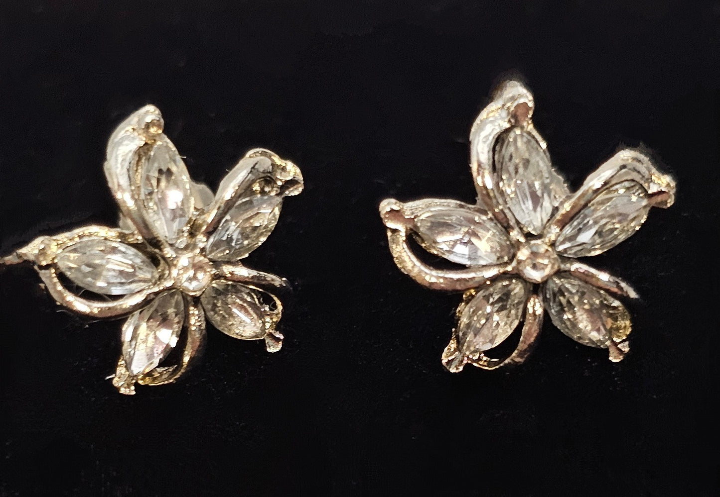 FLOWER EARRINGS