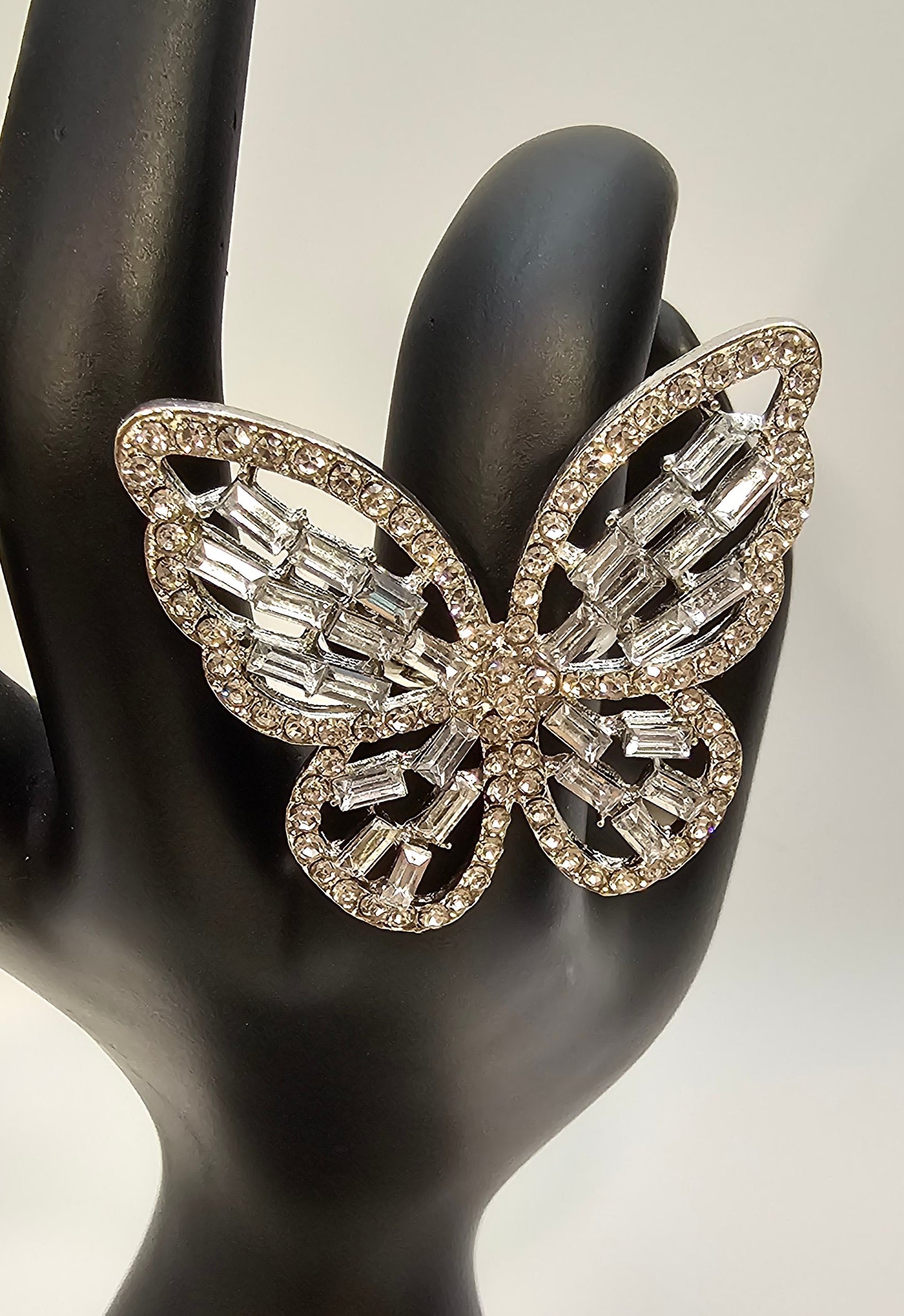 BUTTERFLY RING