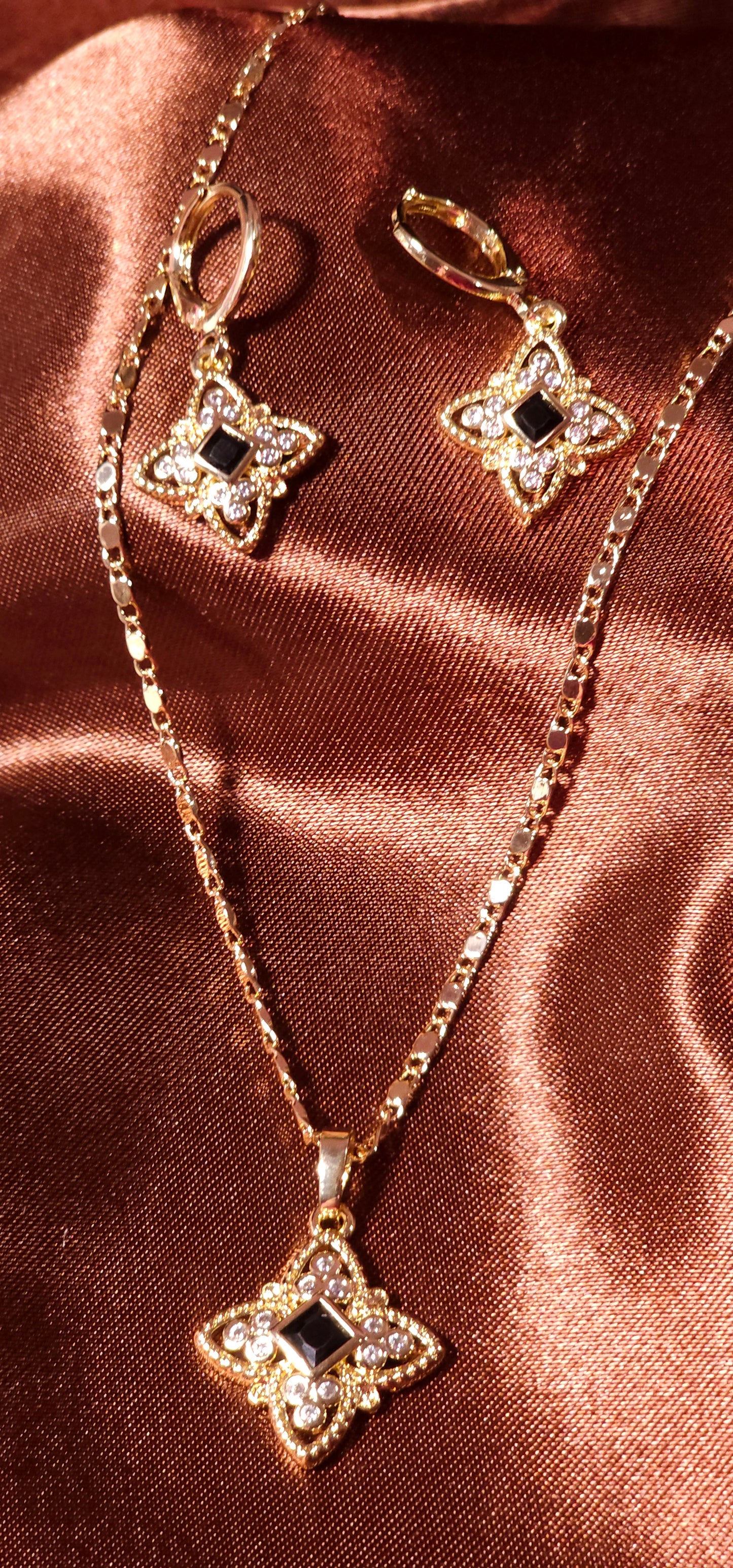18k Gold Necklace and Earring set