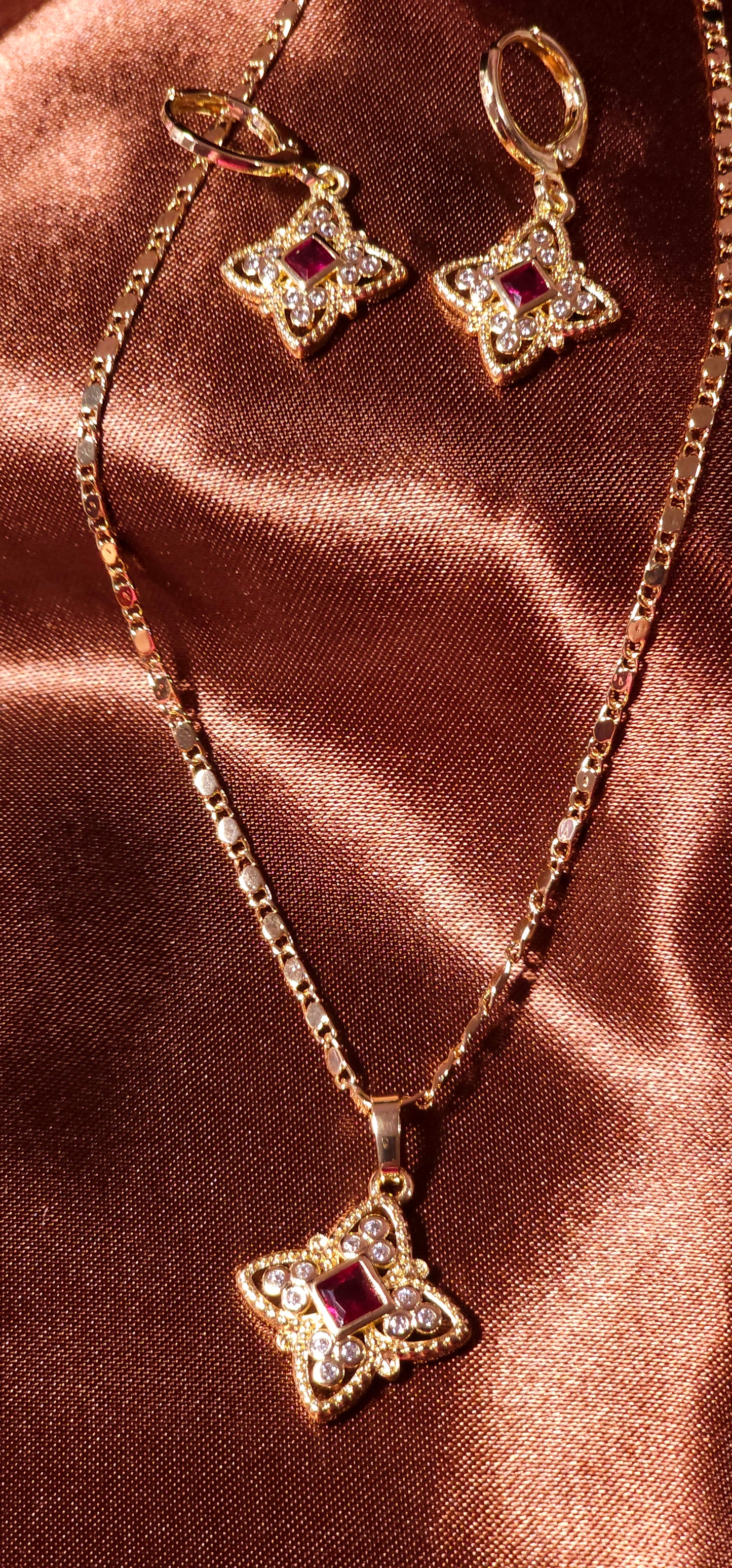18k Gold Necklace and Earring set