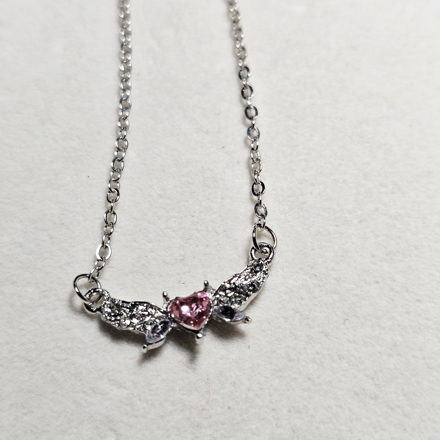 ANGEL WINGS NECKLACE