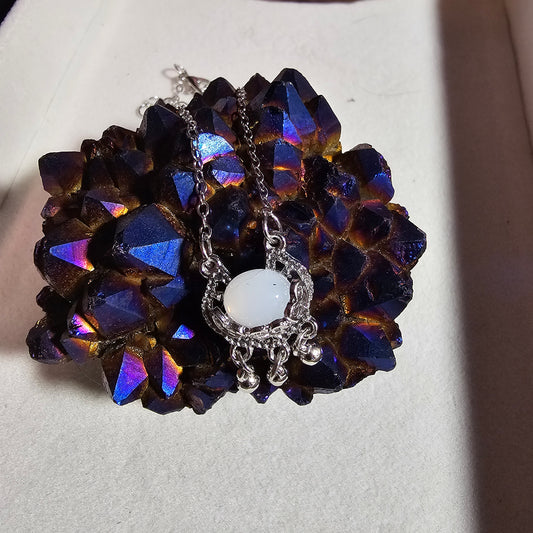 925 SILVER NECKLACE WITH WHITE JADE