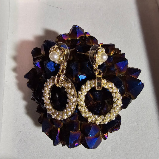 Pearl and rhinestone circle dangle earrings