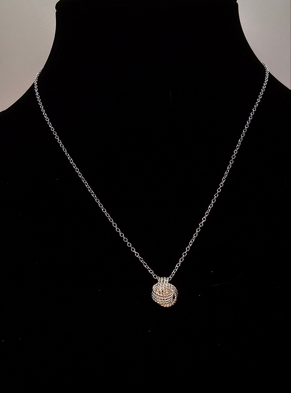 925 SILVER KNOT NECKLACE