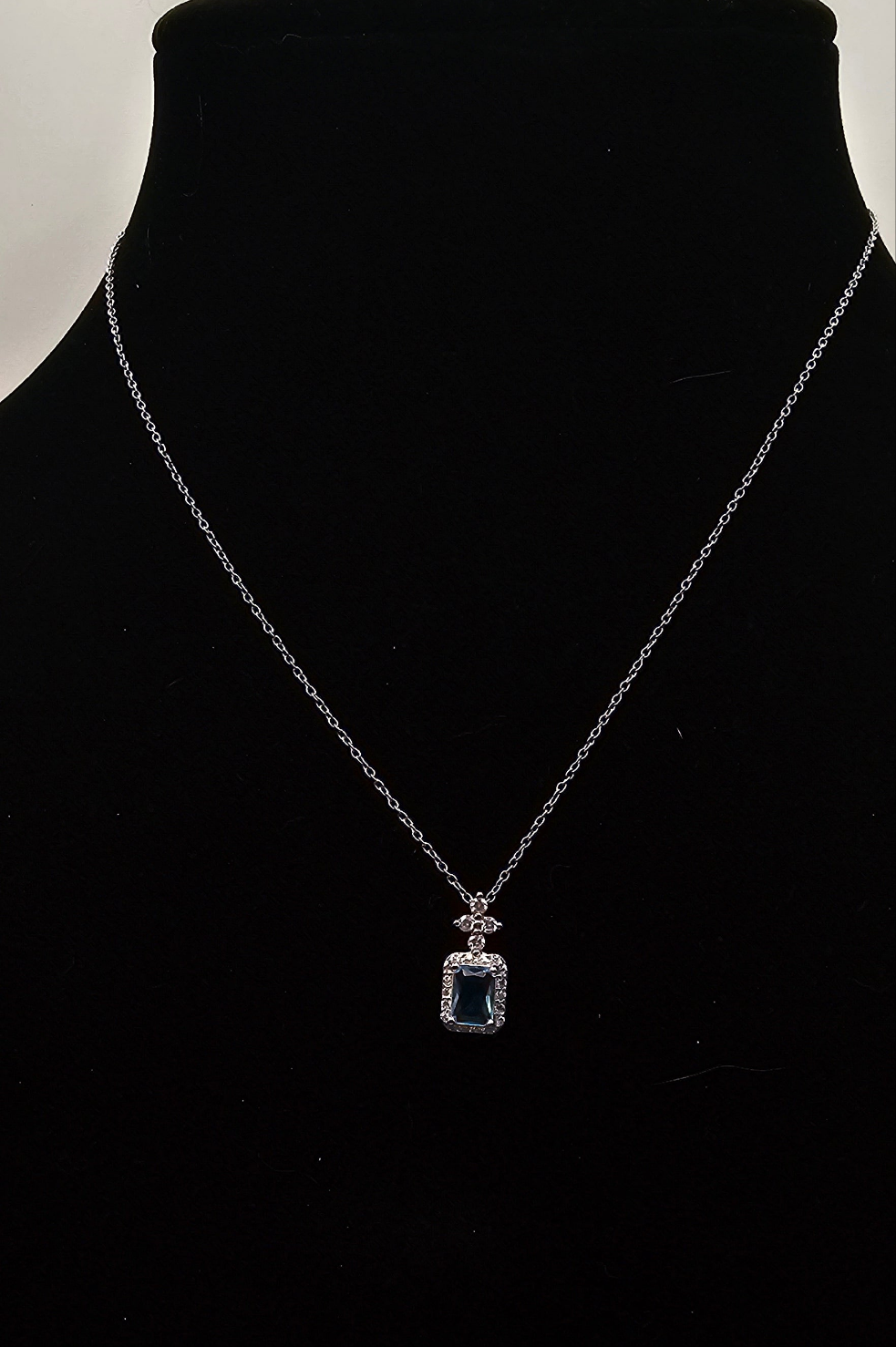 925 STERLING BLUE GEM PENDANT NECKLACE