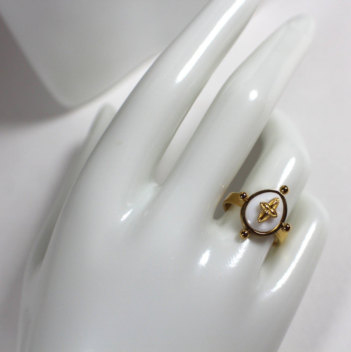 The Celeste Glow Ring