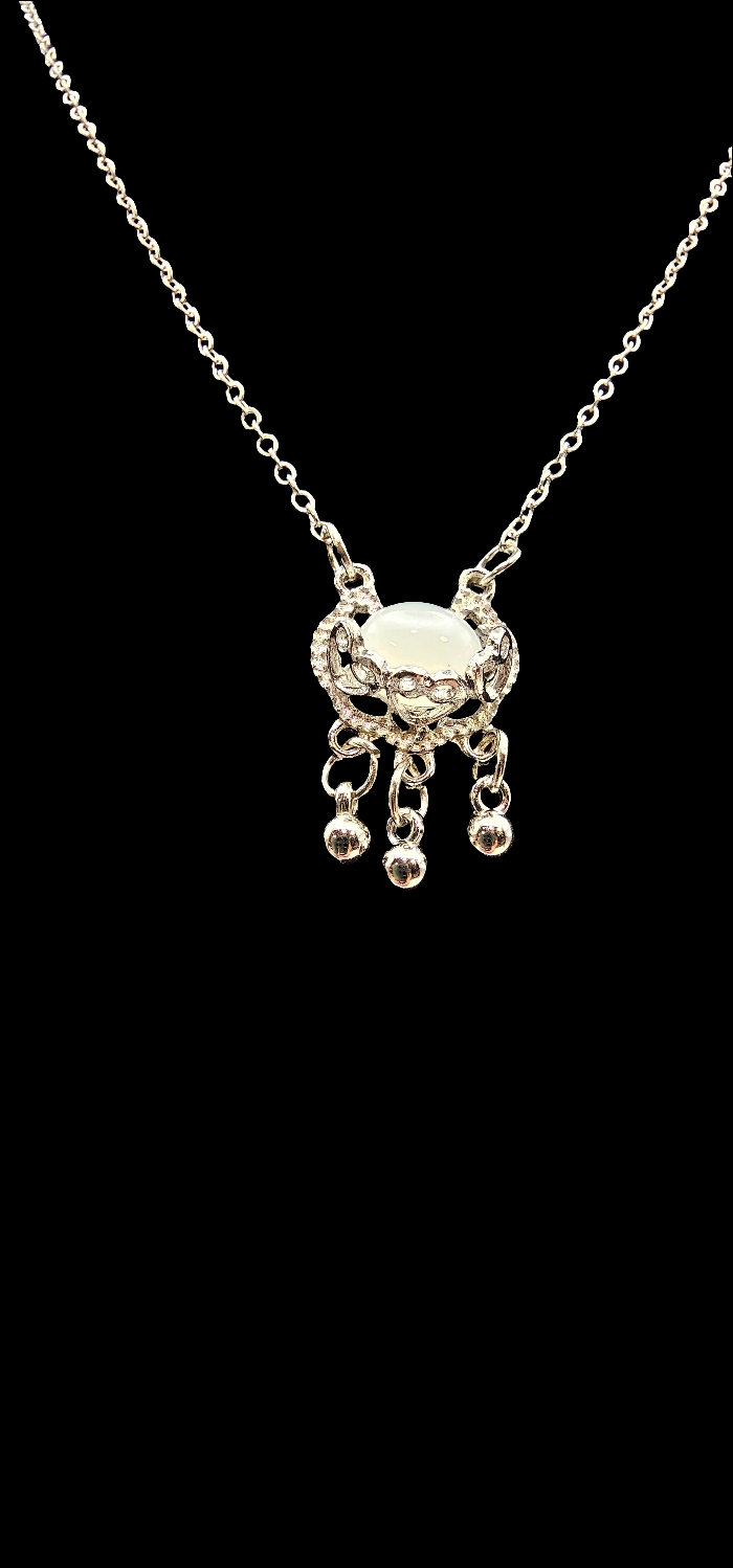 925 SILVER NECKLACE WITH WHITE JADE