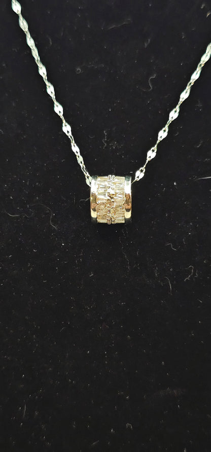 Luxe Baguette Barrel Necklace