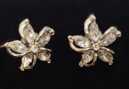 FLOWER EARRINGS