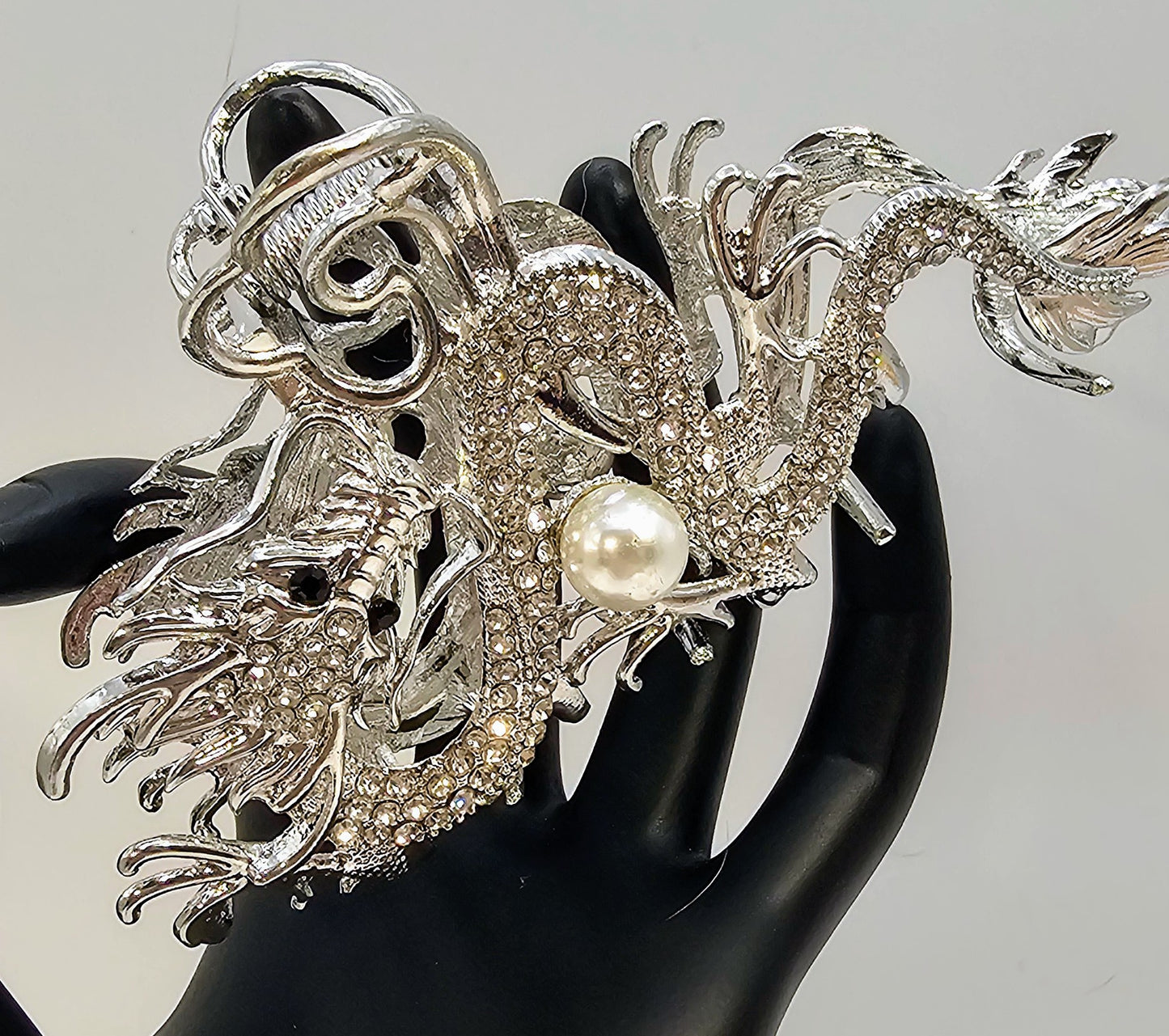 DRAGON HAIR CLIP