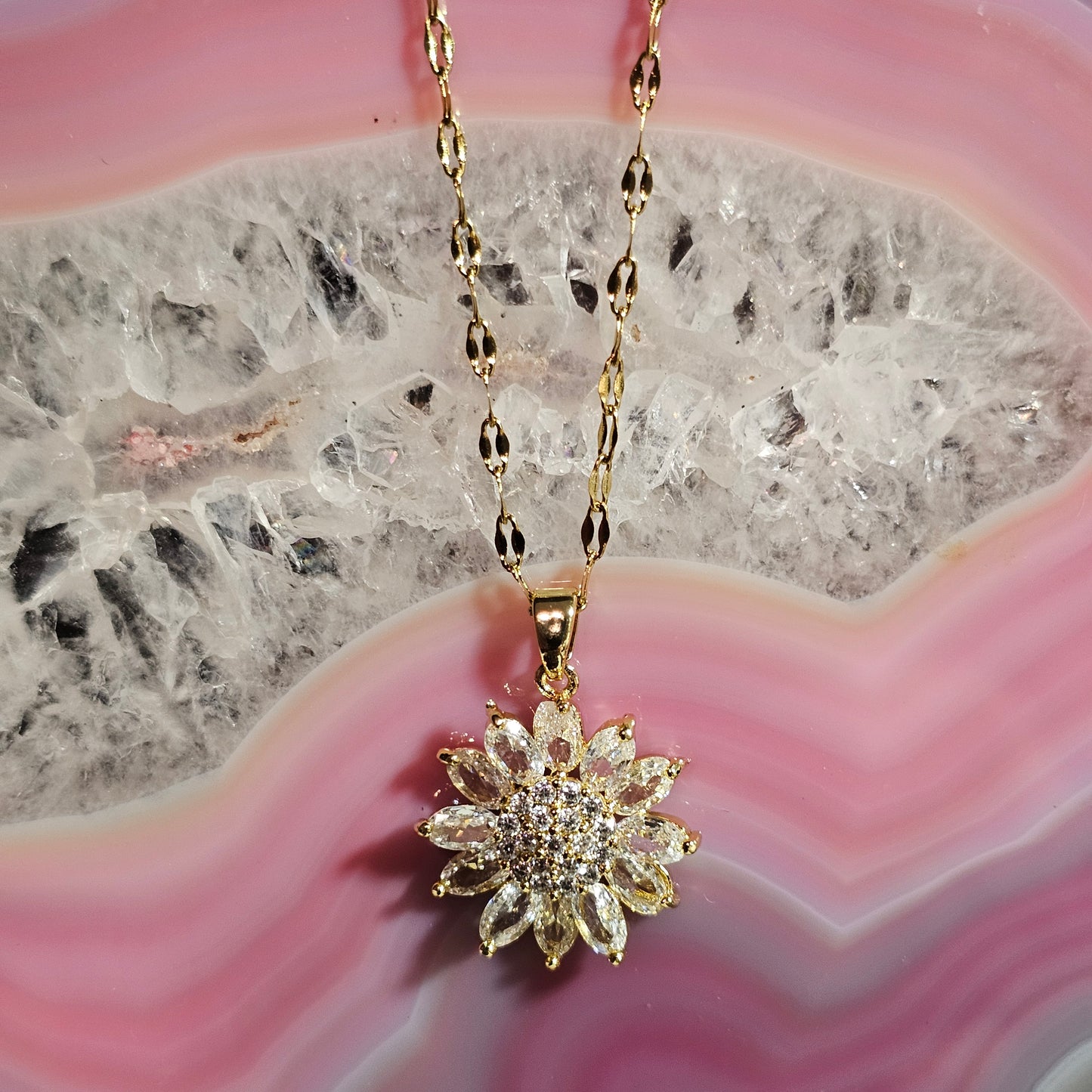 Daisy Flower Necklace