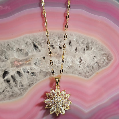 Daisy Flower Necklace
