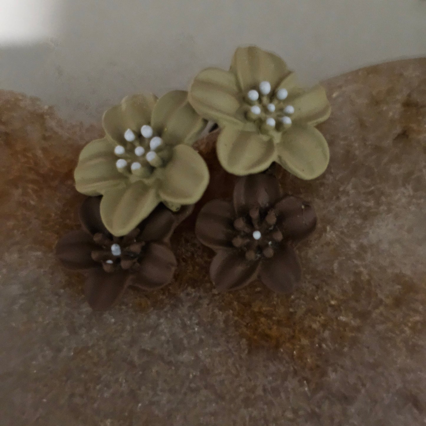 Dual color flower earrings