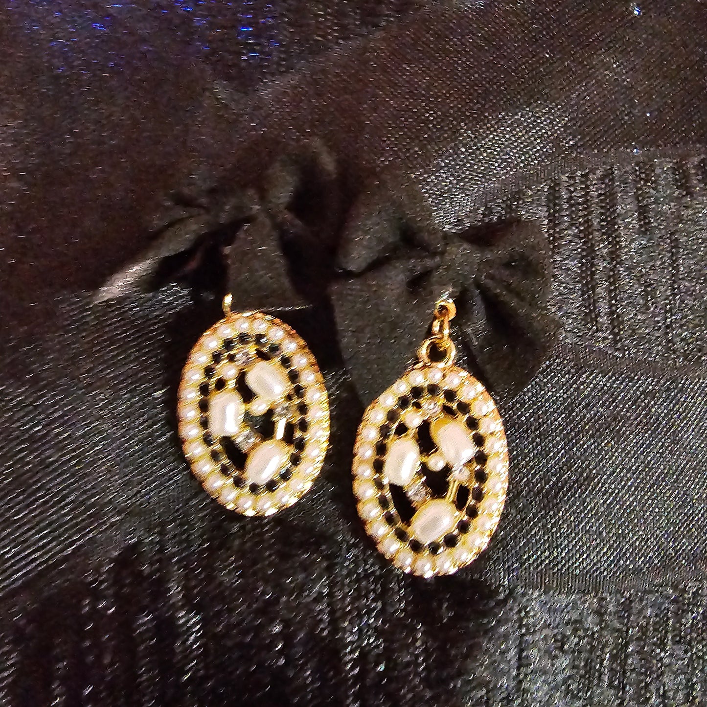 Black Bow Pearl Earrings