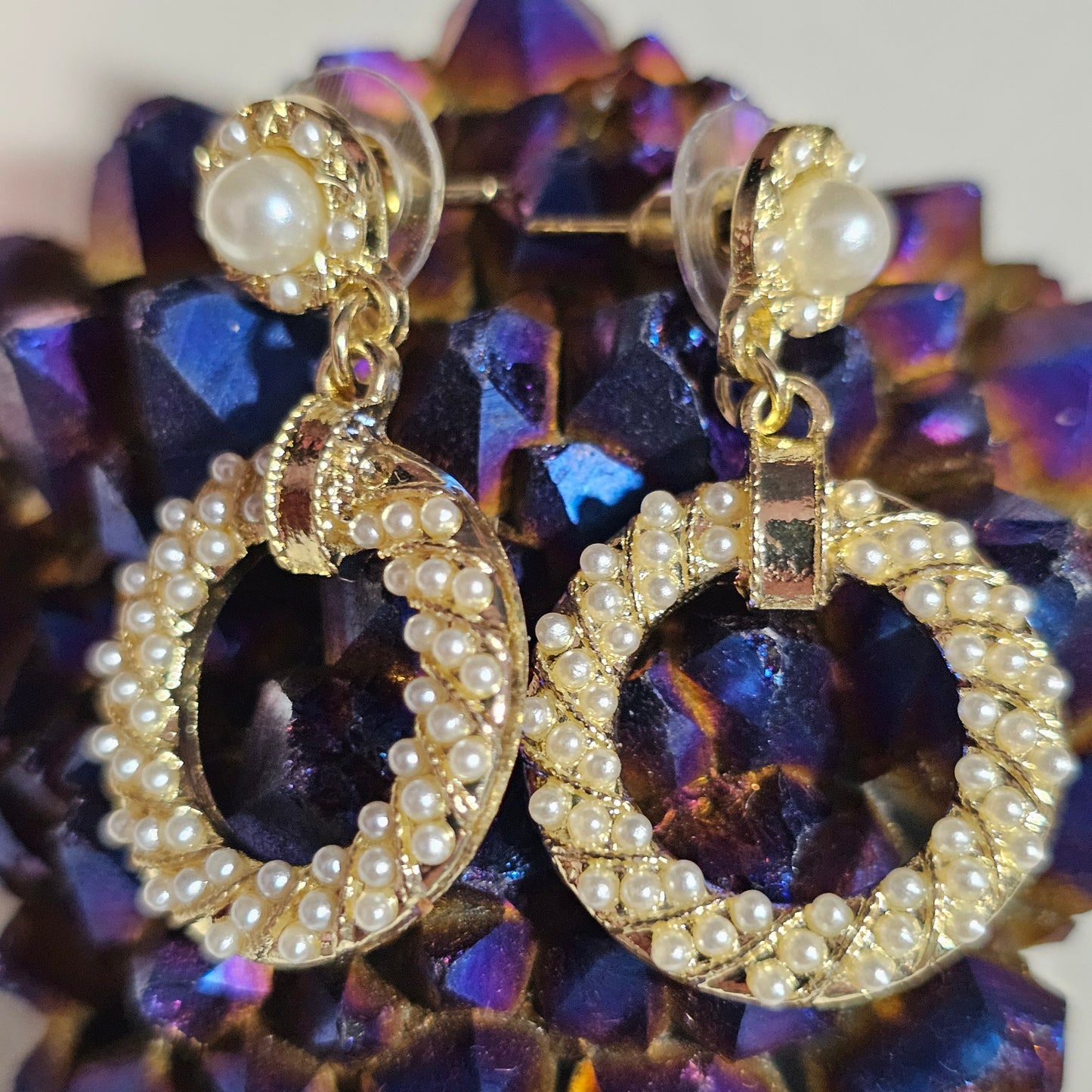 Pearl and rhinestone circle dangle earrings