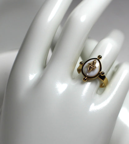 The Celeste Glow Ring
