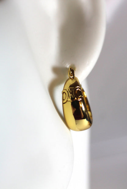 Minimalist Cylinder Drop Earrings – 18K Gold Plated