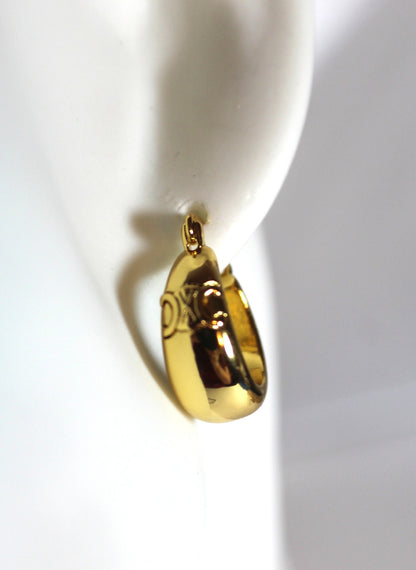 Minimalist Cylinder Drop Earrings – 18K Gold Plated