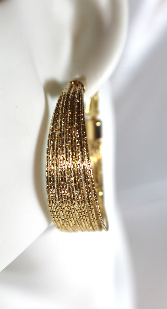 Textured Gold Hoop Earrings – 18K Gold Plated Stainless Steel