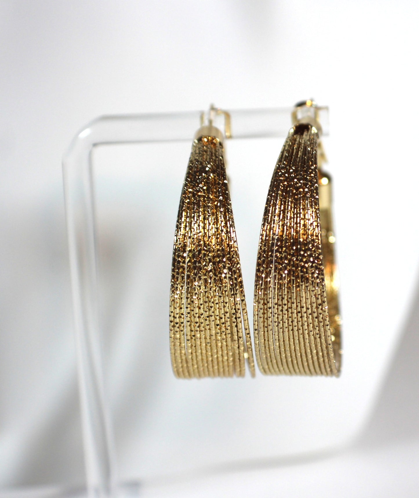 Textured Gold Hoop Earrings – 18K Gold Plated Stainless Steel