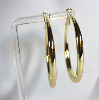 Classic Gold Hoop Earrings – 18K Gold Plated Stainless Steel