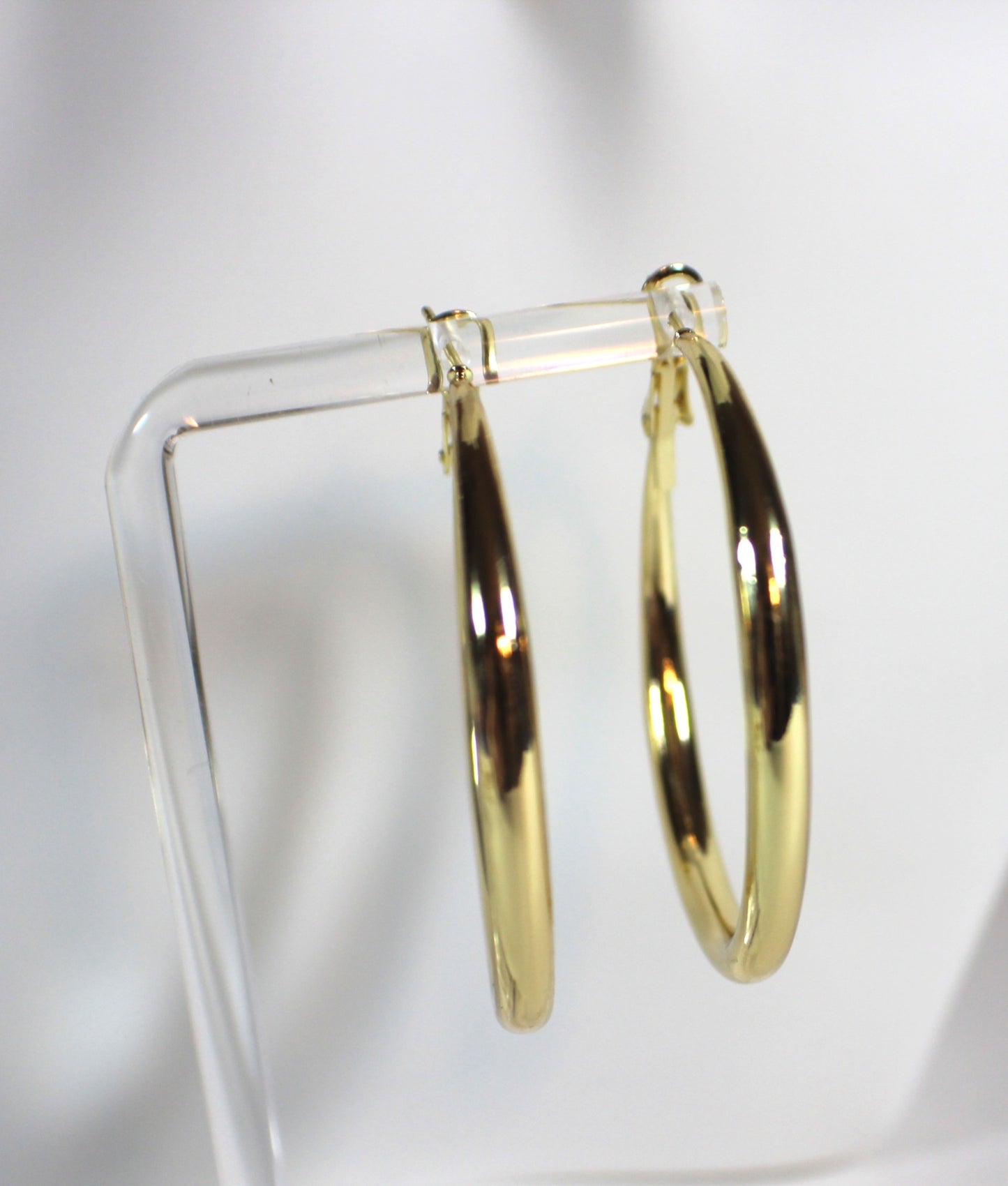 Classic Gold Hoop Earrings – 18K Gold Plated Stainless Steel