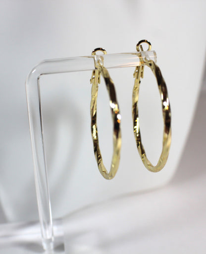 Twisted Gold Hoop Earrings – 18K Gold Plated Stainless Steel