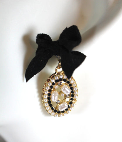 Midnight Pearl Bow Earrings