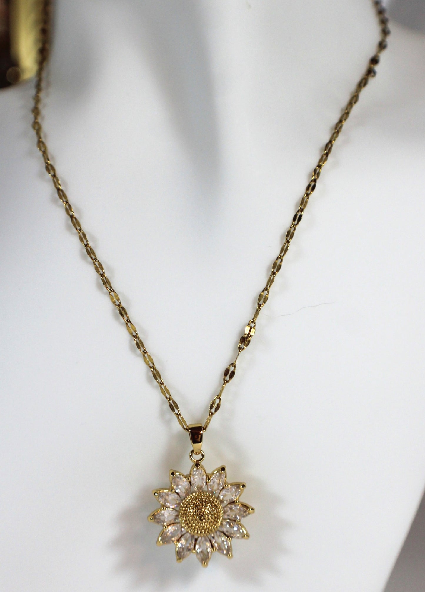 Gold Plated Zircon Sunflower Nicklace