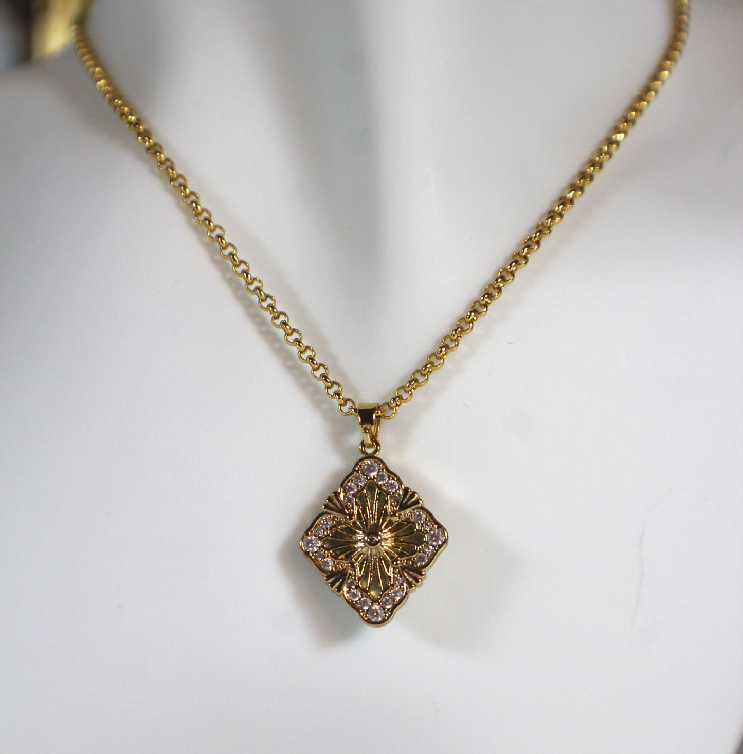 The Blossom Reversible Necklace