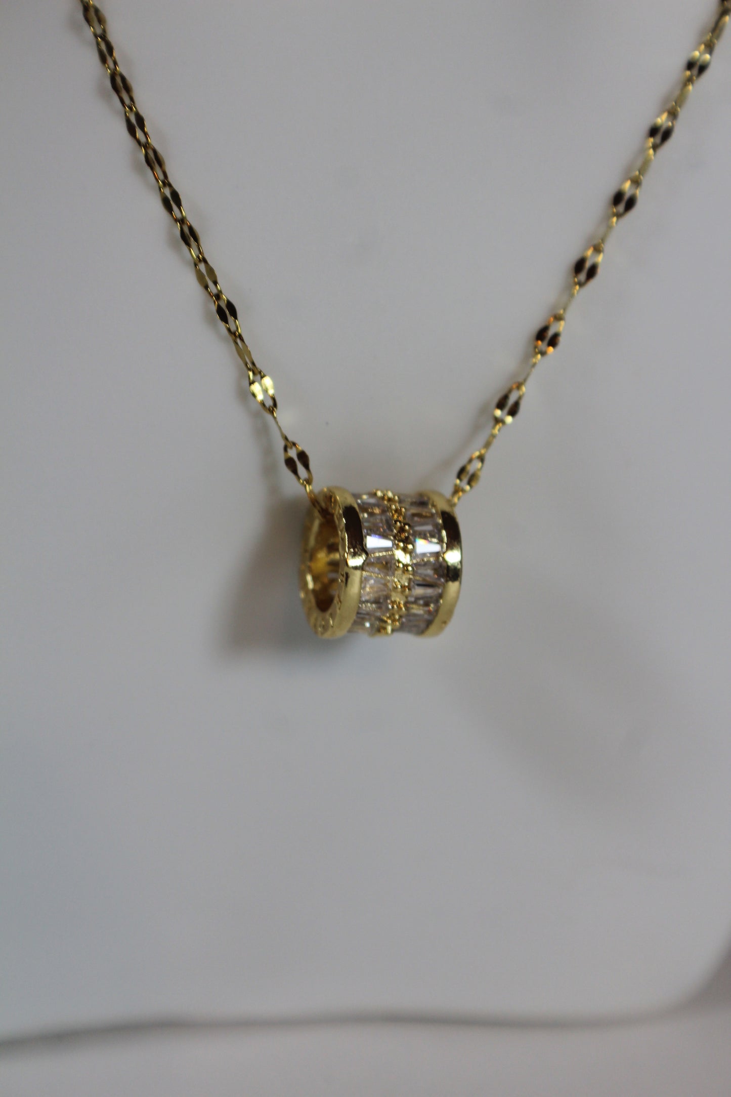 Luxe Baguette Barrel Necklace
