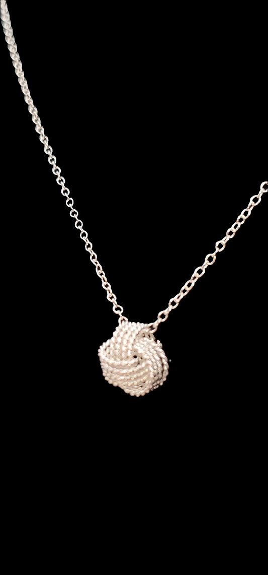 925 SILVER KNOT NECKLACE