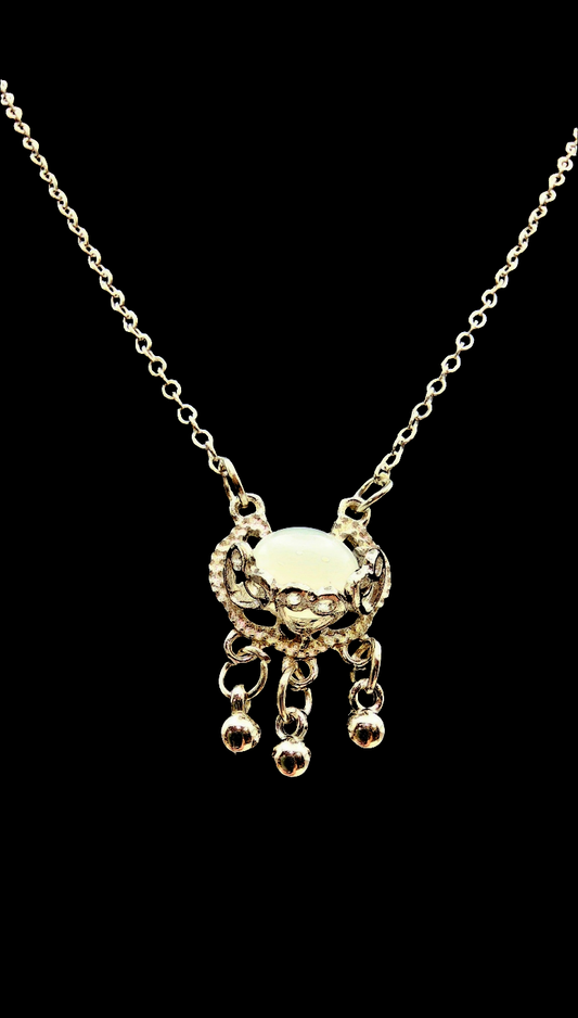 925 SILVER NECKLACE WITH WHITE JADE