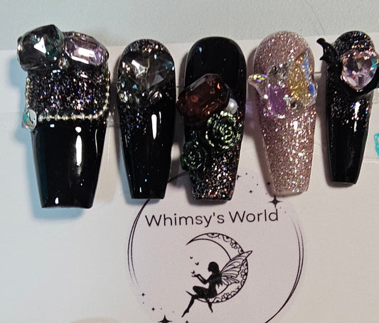 GLITTER AND SHINE - PRESS ON NAILS